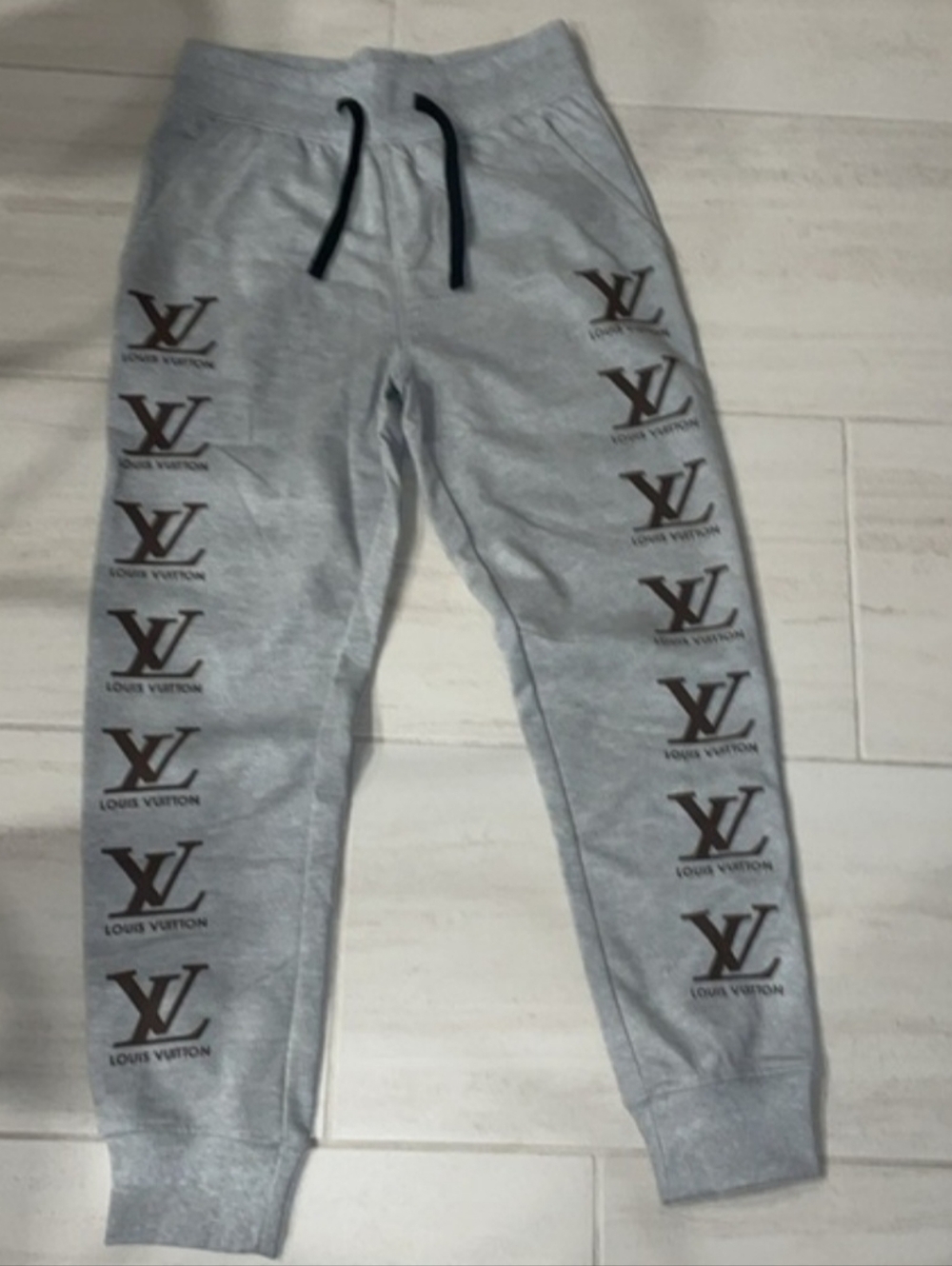 Cute Sweater And Sweat Pants Outfit - Picture 5 of 7